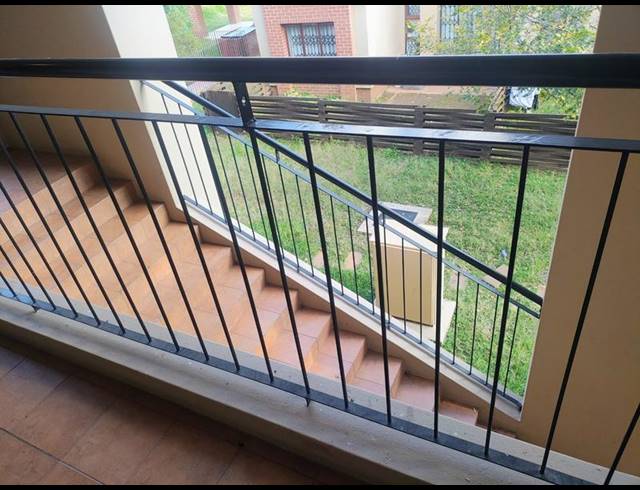 2 BEDROOM APARTMENT FOR SALE IN VORNA VALLEY